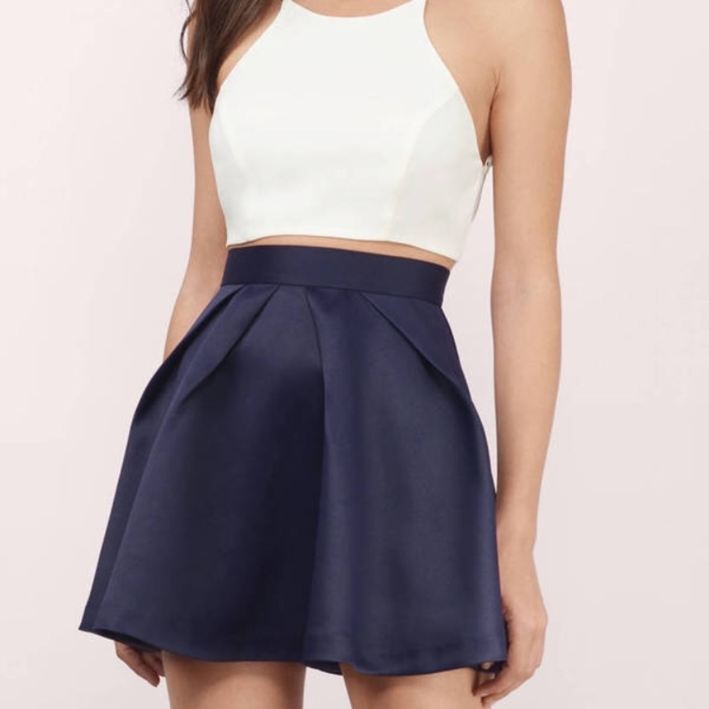 Navy skirt
